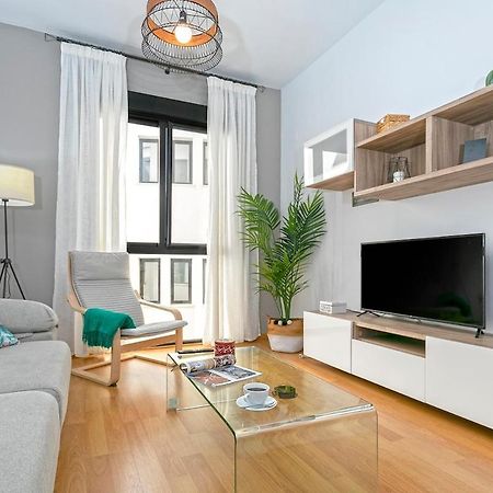 -Malagasunapts- Central Freeparking Rooftoppool Kültér fotó